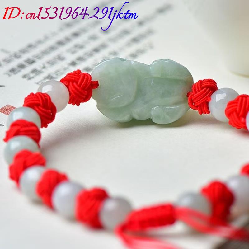 Natural Burmese Jadeite Pixiu  - Beading recension och pris